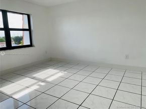 1325 W 68th St 514, Hialeah FL 33014