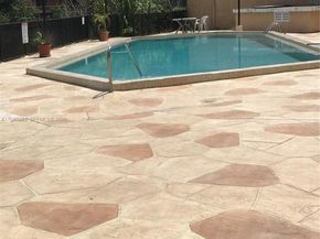 1325 W 68th St 514, Hialeah FL 33014