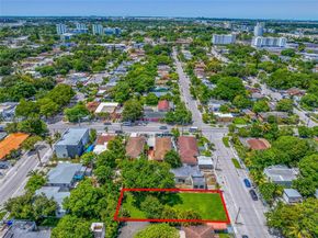 1376 NW 32nd St, Miami FL 33142