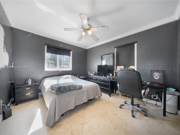 12265 SW 43rd St, Miami FL 33175