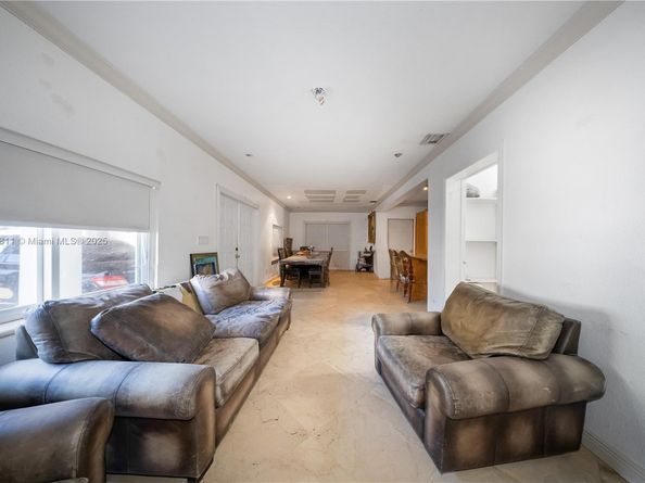 12265 SW 43rd St, Miami FL 33175