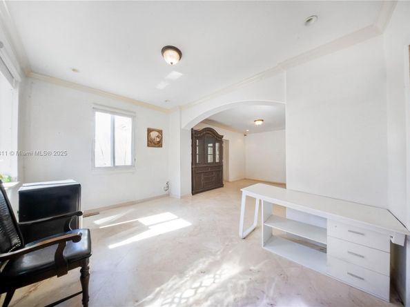 12265 SW 43rd St, Miami FL 33175