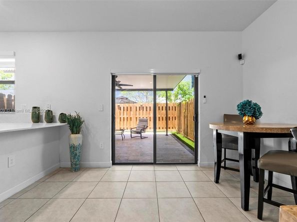 11823 SW 247th Ter, Homestead FL 33032