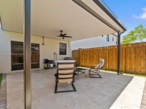 11823 SW 247th Ter, Homestead FL 33032