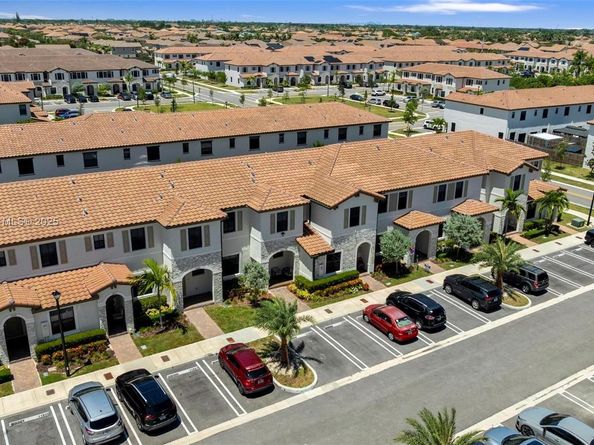 11823 SW 247th Ter, Homestead FL 33032