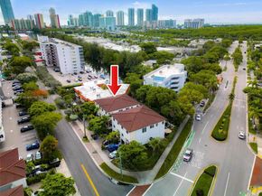 3506 NE 166th St 4, North Miami Beach FL 33160