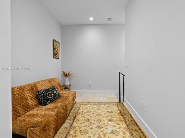 3506 NE 166th St 4, North Miami Beach FL 33160