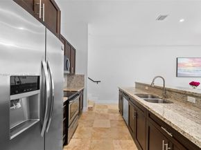 3506 NE 166th St 4, North Miami Beach FL 33160