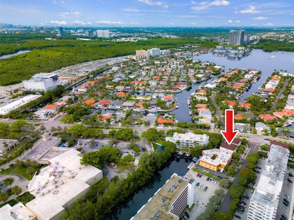 3506 NE 166th St 4, North Miami Beach FL 33160