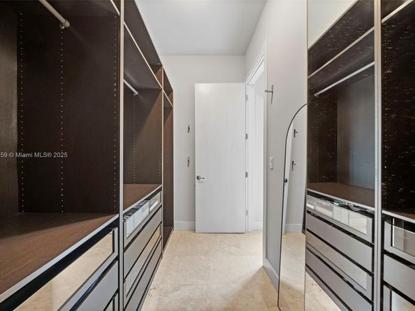 3506 NE 166th St 4, North Miami Beach FL 33160