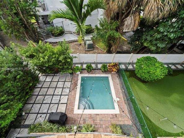 3506 NE 166th St 4, North Miami Beach FL 33160