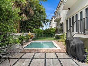 3506 NE 166th St 4, North Miami Beach FL 33160