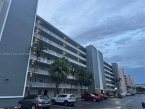 420 NE 12th Ave 404, Hallandale Beach FL 33009