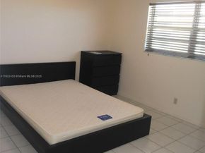 233 NE 14th Ave 402, Hallandale Beach FL 33009