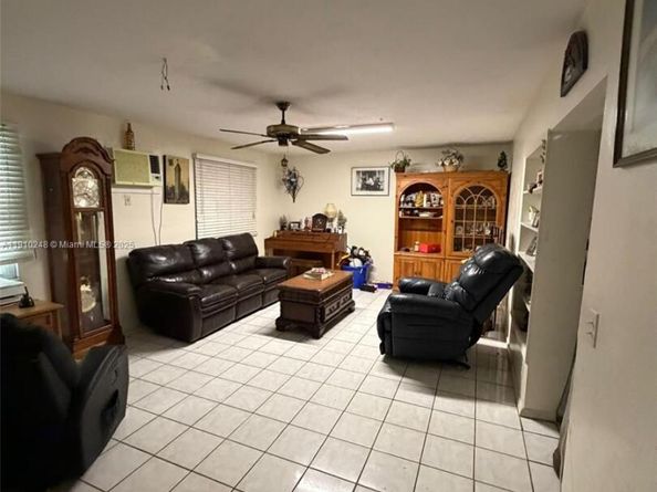3009 S Terrace Dr, West Palm Beach FL 33407