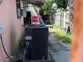 3009 S Terrace Dr, West Palm Beach FL 33407