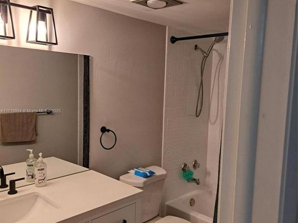 2059 Coral Ridge Dr N106, Coral Springs FL 33071