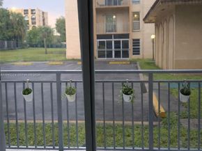 4845 NW 7th St 1065, Miami FL 33126