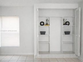 4845 NW 7th St 1065, Miami FL 33126