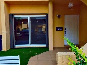 13731 SW 84th St C11, Miami FL 33183