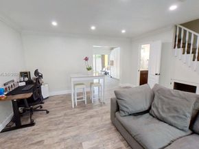 13731 SW 84th St C11, Miami FL 33183