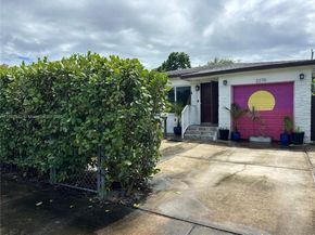 2270 SW 24th St, Miami FL 33145