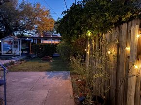 2270 SW 24th St, Miami FL 33145