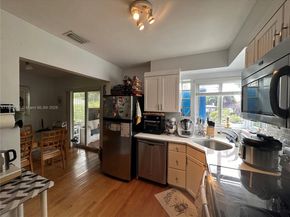 2270 SW 24th St, Miami FL 33145