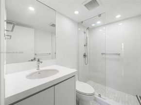 155 Ocean Lane Dr 1104, Key Biscayne FL 33149