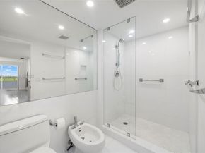 155 Ocean Lane Dr 1104, Key Biscayne FL 33149