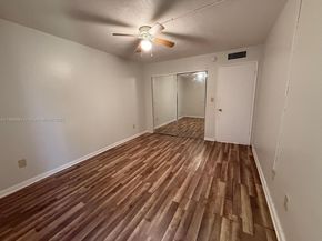210 Fontainebleau Blvd 210, Miami FL 33172