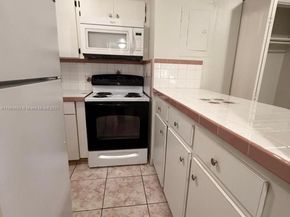 210 Fontainebleau Blvd 210, Miami FL 33172