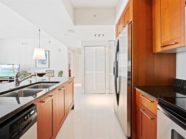4100 Salzedo St 816, Coral Gables FL 33146