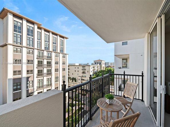 4100 Salzedo St 816, Coral Gables FL 33146