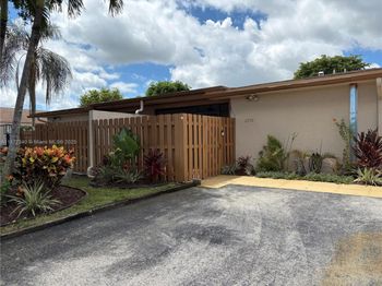 2050 SW 24th Cir