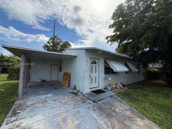 2960 Avenue F, Riviera Beach FL 33404