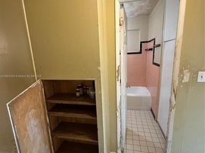 2960 Avenue F, Riviera Beach FL 33404