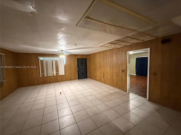 2960 Avenue F, Riviera Beach FL 33404