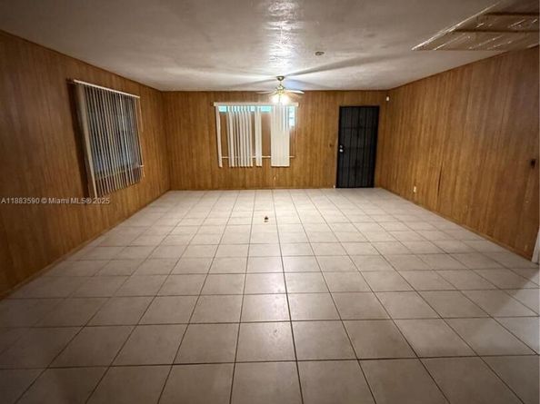 2960 Avenue F, Riviera Beach FL 33404