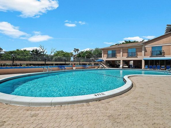 7220 Lake Cir Dr 301, Margate FL 33063