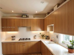 2640 NE 135th St 312, North Miami FL 33181