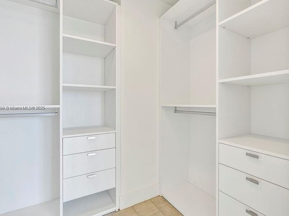 2000 Metropica Way 907, Sunrise FL 33323