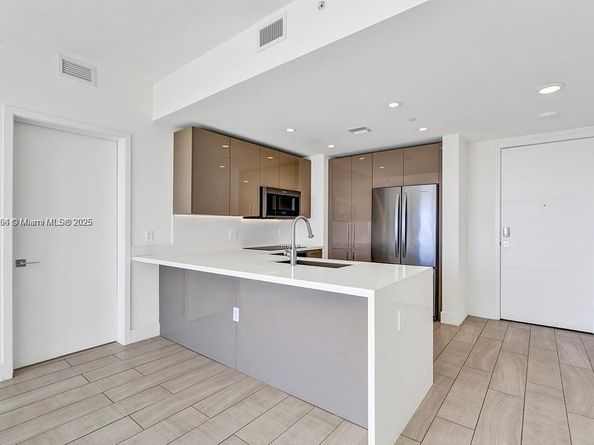 2000 Metropica Way 907, Sunrise FL 33323