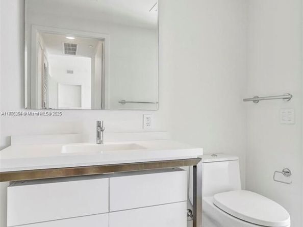 2000 Metropica Way 907, Sunrise FL 33323