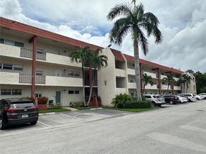 8901 E Hollybrook Blvd 306, Pembroke Pines FL 33025