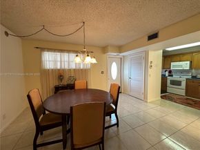 8901 E Hollybrook Blvd 306, Pembroke Pines FL 33025