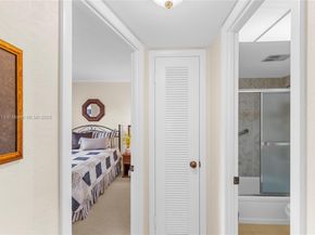 8950 Sunrise Lakes Blvd 309, Sunrise FL 33322