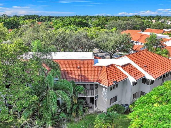 9239 NW 9th Pl C1L, Plantation FL 33324