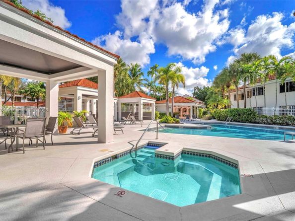 9239 NW 9th Pl C1L, Plantation FL 33324