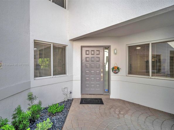 9239 NW 9th Pl C1L, Plantation FL 33324